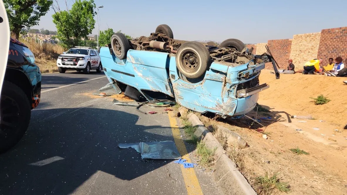 Vehicle rollover rescue scene